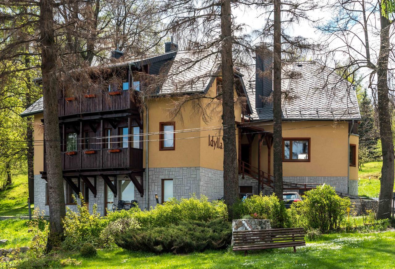 Hôtel Willa Idylla à Podgórzyn Extérieur photo