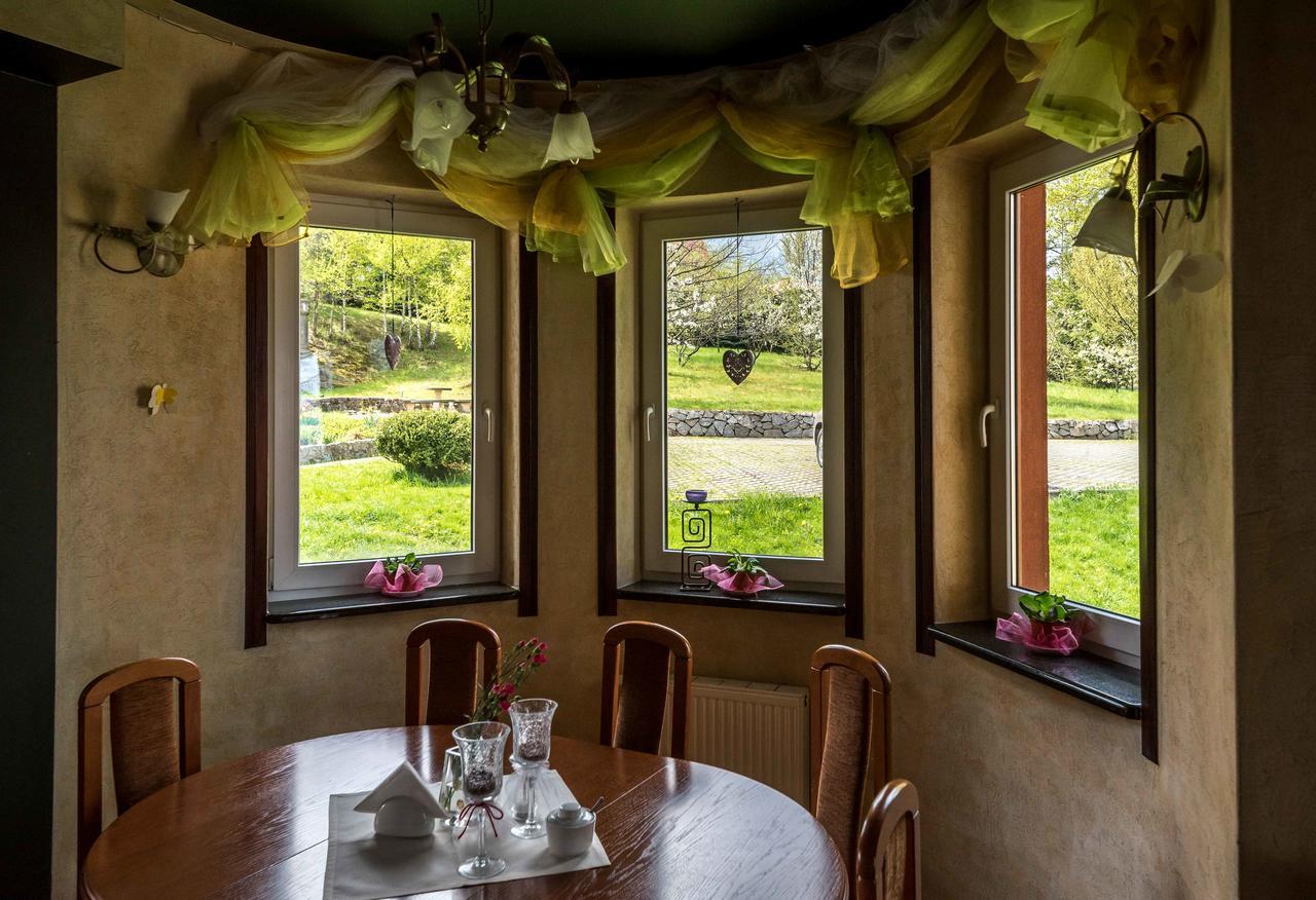 Hôtel Willa Idylla à Podgórzyn Extérieur photo